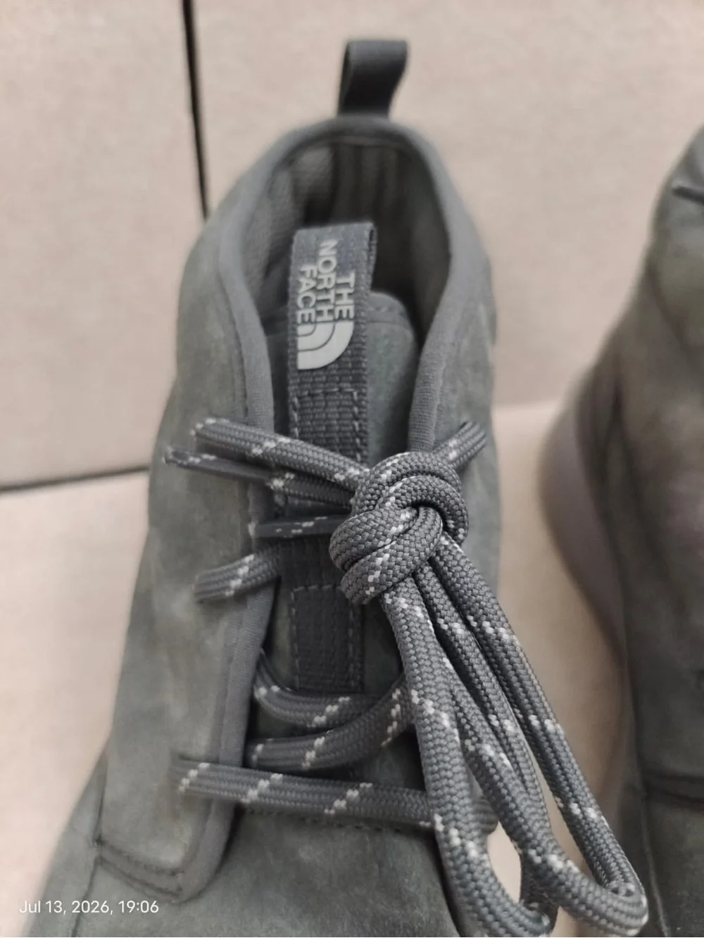 NWOB The North Face Mens NSE Chukka Suede Insulated Boots, men’s Size 9.5